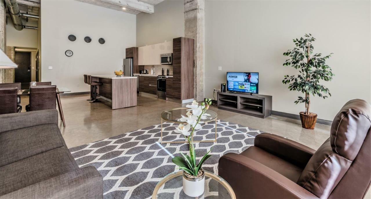 Regal Stays Corporate Apartments - Downtown Далас Екстериор снимка