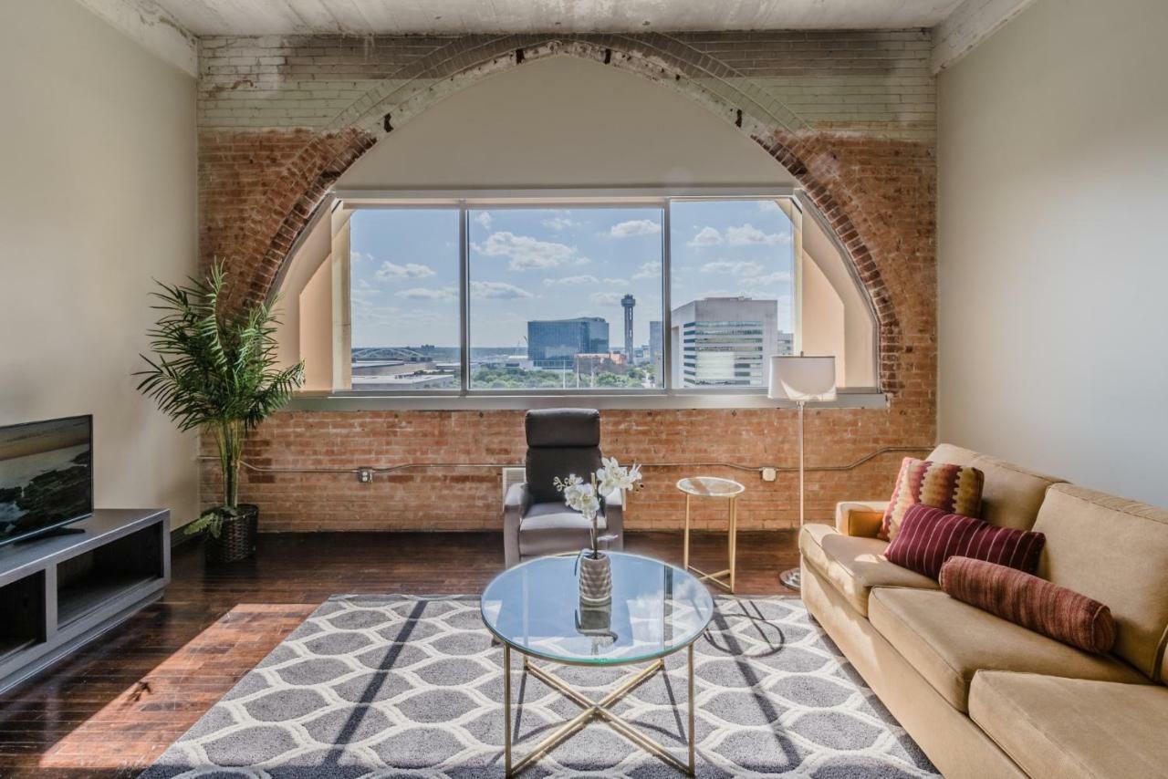 Regal Stays Corporate Apartments - Downtown Далас Екстериор снимка
