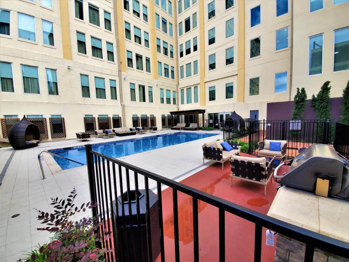 Regal Stays Corporate Apartments - Downtown Далас Екстериор снимка